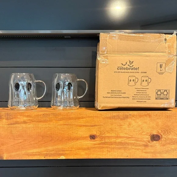 Clear Glass Ghost Face Mugs - Set of 2 - Picture 5 of 6